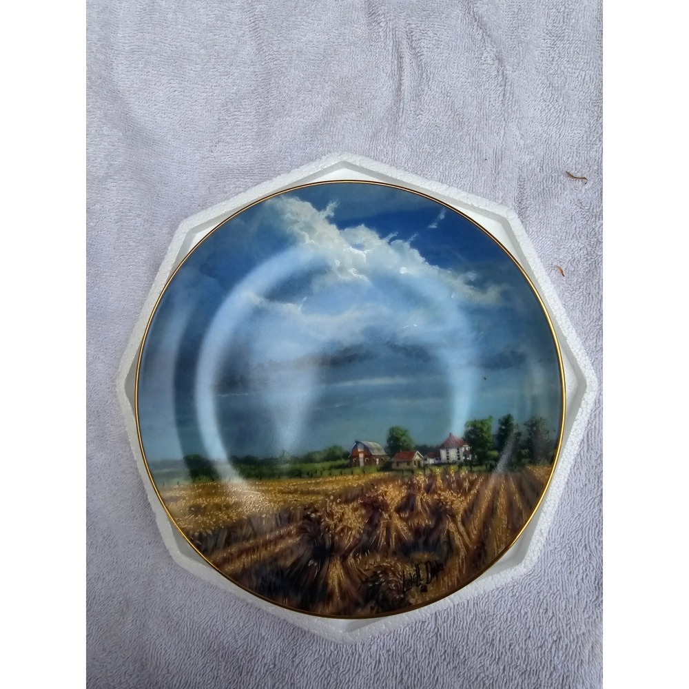 Lowell Davis‎ Distant Storm Plate American Farm Collection Danbury Mint